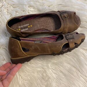 SKECHERS BIKERS SANDALS SIZE 9 LEATHER UPPER COLOR TAN BNWOT